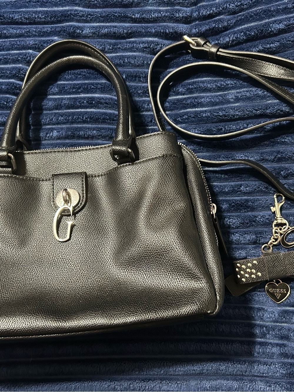 Guess - Black Satchel w/ Bow Charm - Picture 5 of 15